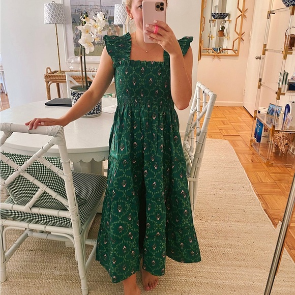 Hill House Dresses & Skirts - HILL HOUSE Ellie Nap Dress - Emerald Trellis